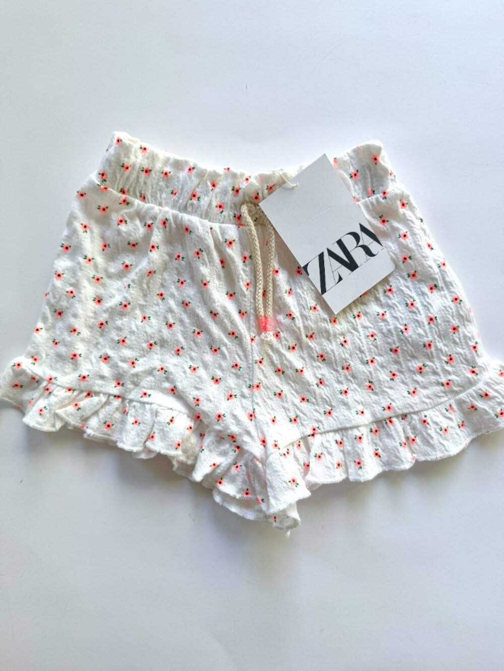 NWT Zara Girls Floral Ruffle Paperbag Shorts White 3-4Y